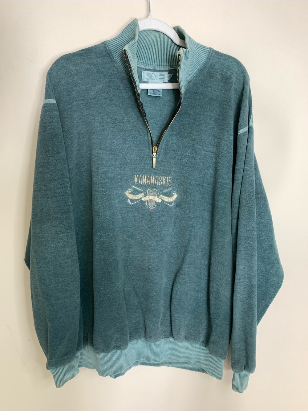 Vintage Kananaskis Sweater L